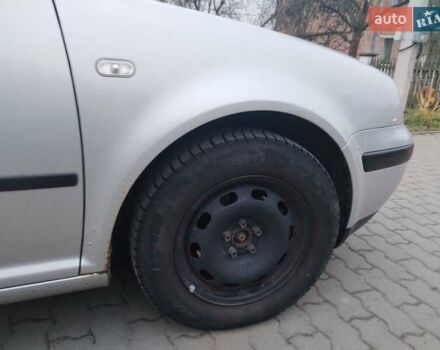 Серый Фольксваген Гольф, объемом двигателя 1.6 л и пробегом 260 тыс. км за 3950 $, фото 8 на Automoto.ua