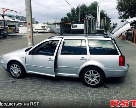 Сірий Фольксваген Гольф, об'ємом двигуна 2 л та пробігом 328 тис. км за 4800 $, фото 1 на Automoto.ua