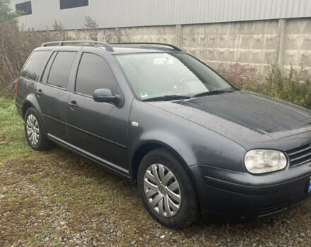 Серый Фольксваген Гольф, объемом двигателя 1.6 л и пробегом 298 тыс. км за 4500 $, фото 2 на Automoto.ua