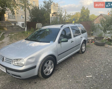 Серый Фольксваген Гольф, объемом двигателя 1.39 л и пробегом 405 тыс. км за 3800 $, фото 3 на Automoto.ua