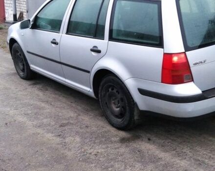 Сірий Фольксваген Гольф, об'ємом двигуна 1.4 л та пробігом 300 тис. км за 3500 $, фото 5 на Automoto.ua