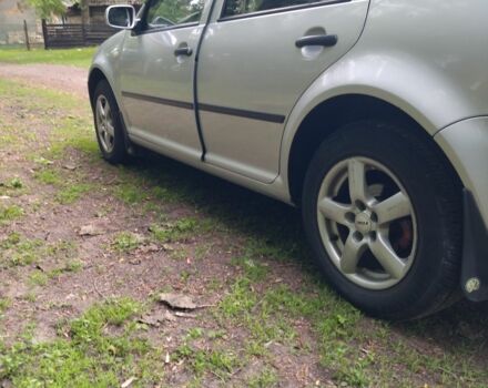 Сірий Фольксваген Гольф, об'ємом двигуна 1.4 л та пробігом 330 тис. км за 3500 $, фото 3 на Automoto.ua