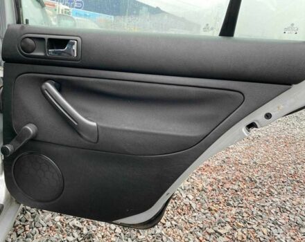 Серый Фольксваген Гольф, объемом двигателя 1.6 л и пробегом 267 тыс. км за 3890 $, фото 23 на Automoto.ua