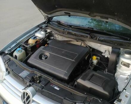 Сірий Фольксваген Гольф, об'ємом двигуна 1.6 л та пробігом 195 тис. км за 3999 $, фото 16 на Automoto.ua