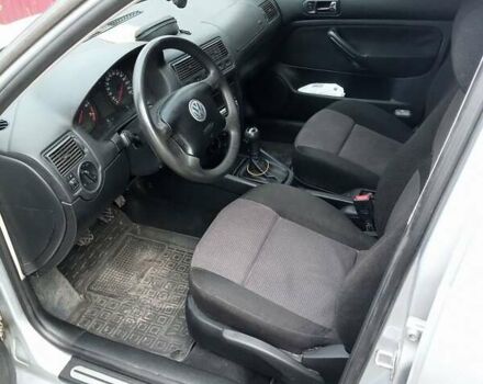 Серый Фольксваген Гольф, объемом двигателя 1.6 л и пробегом 251 тыс. км за 3899 $, фото 17 на Automoto.ua