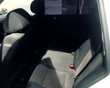 Сірий Фольксваген Гольф, об'ємом двигуна 2 л та пробігом 328 тис. км за 4800 $, фото 6 на Automoto.ua