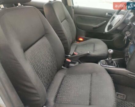 Серый Фольксваген Гольф, объемом двигателя 1.39 л и пробегом 308 тыс. км за 3200 $, фото 33 на Automoto.ua