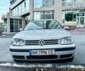 Серый Фольксваген Гольф, объемом двигателя 1.39 л и пробегом 380 тыс. км за 3750 $, фото 2 на Automoto.ua