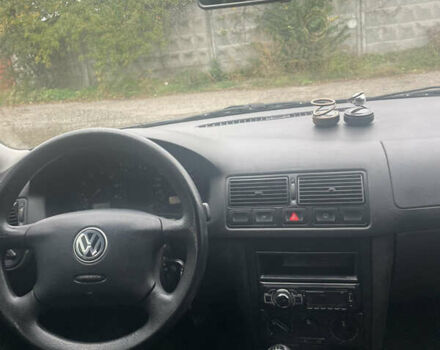 Серый Фольксваген Гольф, объемом двигателя 1.6 л и пробегом 298 тыс. км за 4500 $, фото 5 на Automoto.ua