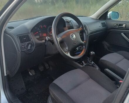 Серый Фольксваген Гольф, объемом двигателя 0 л и пробегом 203 тыс. км за 4200 $, фото 6 на Automoto.ua