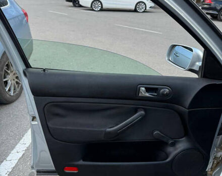 Серый Фольксваген Гольф, объемом двигателя 1.6 л и пробегом 265 тыс. км за 5300 $, фото 36 на Automoto.ua