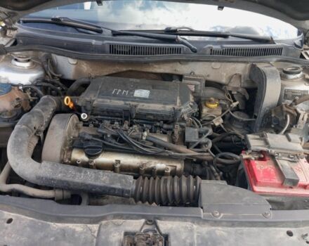 Сірий Фольксваген Гольф, об'ємом двигуна 1.6 л та пробігом 300 тис. км за 4000 $, фото 5 на Automoto.ua