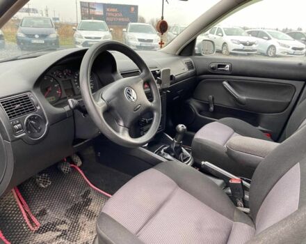 Серый Фольксваген Гольф, объемом двигателя 1.6 л и пробегом 267 тыс. км за 3890 $, фото 9 на Automoto.ua