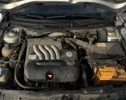 Сірий Фольксваген Гольф, об'ємом двигуна 2 л та пробігом 266 тис. км за 4300 $, фото 7 на Automoto.ua