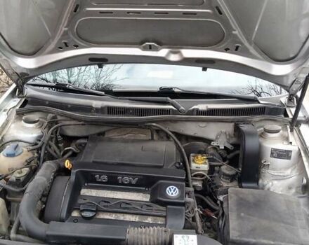 Серый Фольксваген Гольф, объемом двигателя 1.6 л и пробегом 251 тыс. км за 3899 $, фото 31 на Automoto.ua