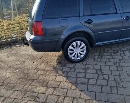 Серый Фольксваген Гольф, объемом двигателя 1.6 л и пробегом 300 тыс. км за 2999 $, фото 8 на Automoto.ua