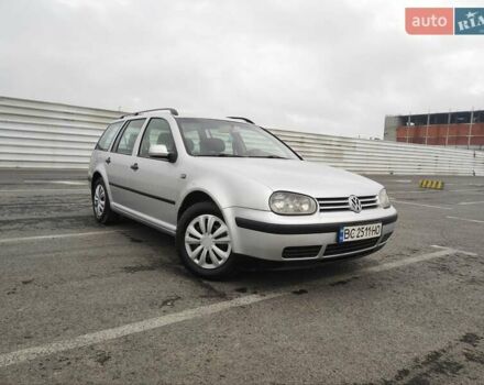 Серый Фольксваген Гольф, объемом двигателя 1.39 л и пробегом 308 тыс. км за 3200 $, фото 12 на Automoto.ua