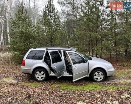 Серый Фольксваген Гольф, объемом двигателя 1.6 л и пробегом 333 тыс. км за 5000 $, фото 2 на Automoto.ua