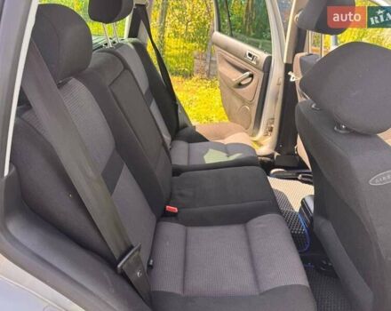 Фольксваген Гольф 2001 в Хмельницком на Automoto.ua Серый Фольксваген Гольф, объемом двигателя 1.6 л и пробегом 184 тыс. км за 4650 $, фото 9 на Automoto.ua