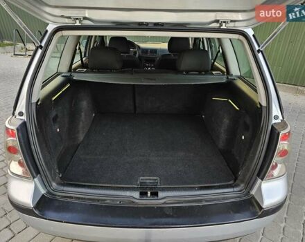 Серый Фольксваген Гольф, объемом двигателя 1.9 л и пробегом 280 тыс. км за 4100 $, фото 30 на Automoto.ua