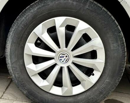 Серый Фольксваген Гольф, объемом двигателя 1.6 л и пробегом 300 тыс. км за 4550 $, фото 5 на Automoto.ua