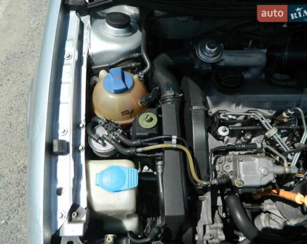 Фольксваген Гольф 2001 в Черновцах на Automoto.ua Серый Фольксваген Гольф, объемом двигателя 1.9 л и пробегом 220 тыс. км за 5500 $, фото 10 на Automoto.ua