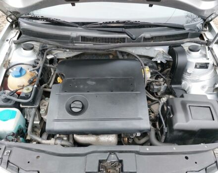 Сірий Фольксваген Гольф, об'ємом двигуна 1.6 л та пробігом 220 тис. км за 3950 $, фото 10 на Automoto.ua