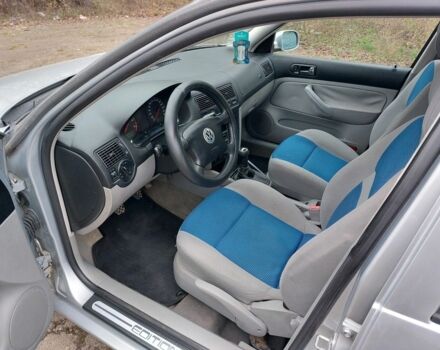 Сірий Фольксваген Гольф, об'ємом двигуна 1.6 л та пробігом 220 тис. км за 3950 $, фото 19 на Automoto.ua