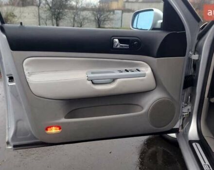 Серый Фольксваген Гольф, объемом двигателя 1.6 л и пробегом 196 тыс. км за 4850 $, фото 22 на Automoto.ua