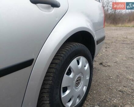 Сірий Фольксваген Гольф, об'ємом двигуна 1.6 л та пробігом 220 тис. км за 3950 $, фото 16 на Automoto.ua