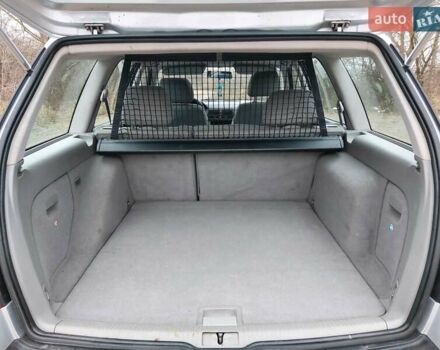 Сірий Фольксваген Гольф, об'ємом двигуна 1.6 л та пробігом 220 тис. км за 3950 $, фото 33 на Automoto.ua