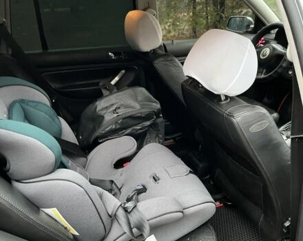 Серый Фольксваген Гольф, объемом двигателя 1.6 л и пробегом 333 тыс. км за 5000 $, фото 1 на Automoto.ua