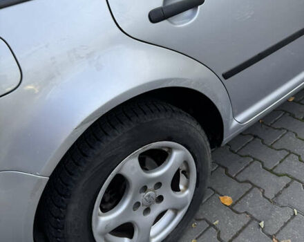 Серый Фольксваген Гольф, объемом двигателя 1.6 л и пробегом 219 тыс. км за 4000 $, фото 8 на Automoto.ua