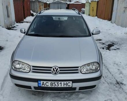 Серый Фольксваген Гольф, объемом двигателя 1.39 л и пробегом 279 тыс. км за 3500 $, фото 1 на Automoto.ua