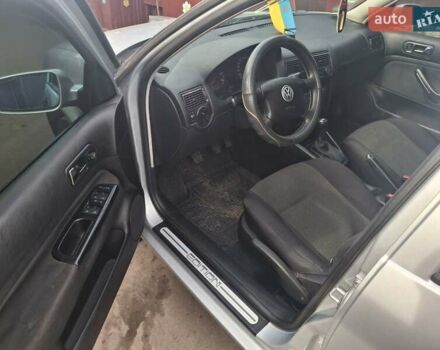 Серый Фольксваген Гольф, объемом двигателя 1.6 л и пробегом 295 тыс. км за 4000 $, фото 10 на Automoto.ua