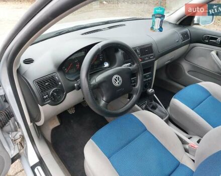 Сірий Фольксваген Гольф, об'ємом двигуна 1.6 л та пробігом 220 тис. км за 3950 $, фото 48 на Automoto.ua