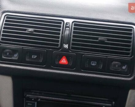 Серый Фольксваген Гольф, объемом двигателя 1.6 л и пробегом 196 тыс. км за 4850 $, фото 18 на Automoto.ua