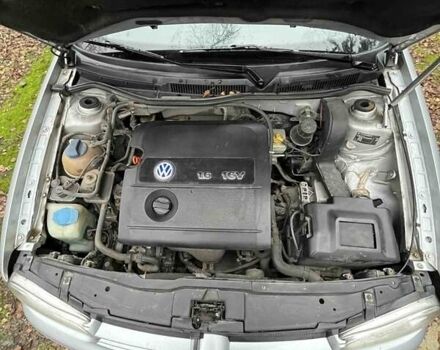 Серый Фольксваген Гольф, объемом двигателя 1.6 л и пробегом 333 тыс. км за 5000 $, фото 6 на Automoto.ua