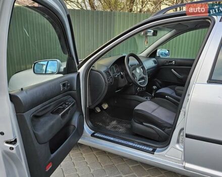 Серый Фольксваген Гольф, объемом двигателя 1.9 л и пробегом 280 тыс. км за 4100 $, фото 20 на Automoto.ua