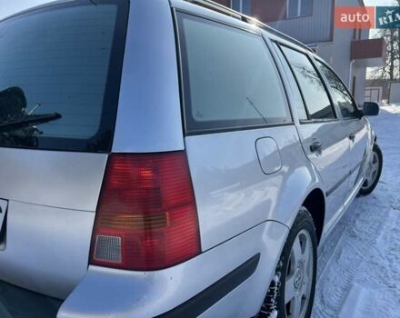 Серый Фольксваген Гольф, объемом двигателя 1.6 л и пробегом 260 тыс. км за 3999 $, фото 45 на Automoto.ua