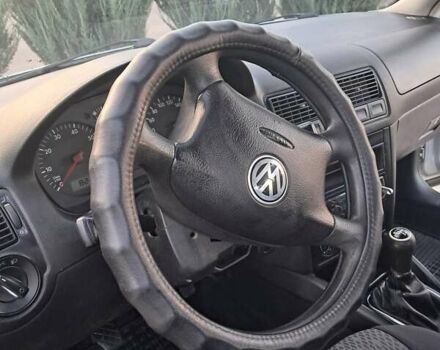 Серый Фольксваген Гольф, объемом двигателя 1.39 л и пробегом 330 тыс. км за 3600 $, фото 11 на Automoto.ua