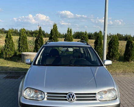 Серый Фольксваген Гольф, объемом двигателя 1.6 л и пробегом 195 тыс. км за 4300 $, фото 2 на Automoto.ua