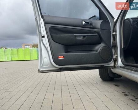 Серый Фольксваген Гольф, объемом двигателя 1.9 л и пробегом 383 тыс. км за 4400 $, фото 7 на Automoto.ua