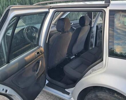 Серый Фольксваген Гольф, объемом двигателя 1.39 л и пробегом 330 тыс. км за 3600 $, фото 7 на Automoto.ua