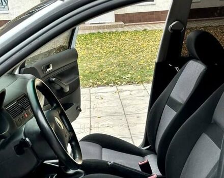 Серый Фольксваген Гольф, объемом двигателя 1.6 л и пробегом 300 тыс. км за 4550 $, фото 7 на Automoto.ua