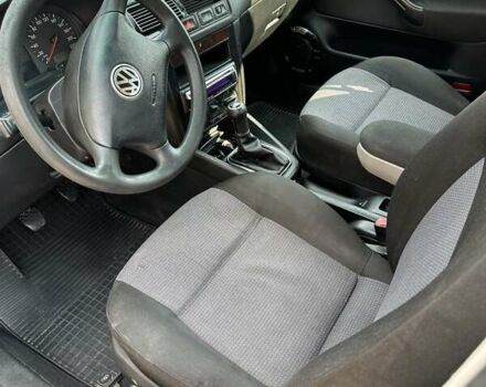 Серый Фольксваген Гольф, объемом двигателя 1.39 л и пробегом 220 тыс. км за 4100 $, фото 4 на Automoto.ua