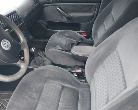 Серый Фольксваген Гольф, объемом двигателя 0 л и пробегом 300 тыс. км за 3800 $, фото 4 на Automoto.ua