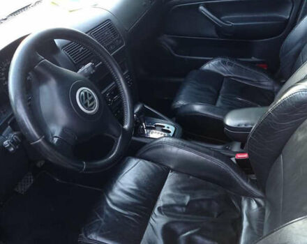 Серый Фольксваген Гольф, объемом двигателя 1.9 л и пробегом 299 тыс. км за 5000 $, фото 4 на Automoto.ua