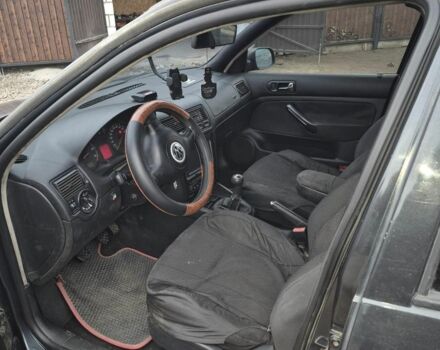 Серый Фольксваген Гольф, объемом двигателя 2 л и пробегом 347 тыс. км за 4748 $, фото 7 на Automoto.ua