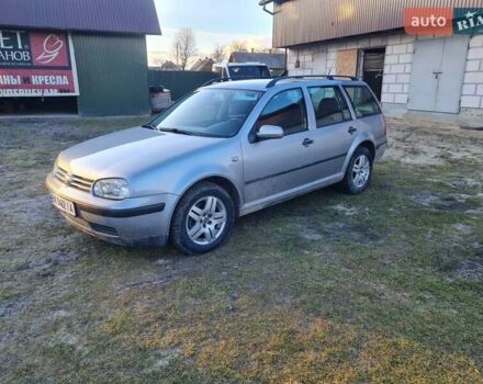 Серый Фольксваген Гольф, объемом двигателя 1.9 л и пробегом 300 тыс. км за 6000 $, фото 4 на Automoto.ua